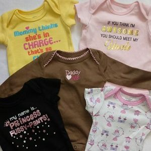 🏵4/$25🏵Lot Newborn Onesies